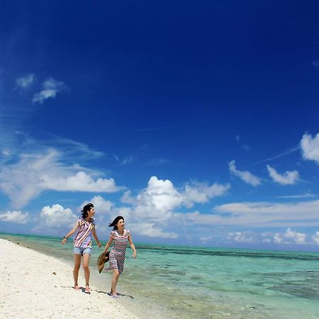 Yukurina Resort Okinawa Motobu Buitenkant foto