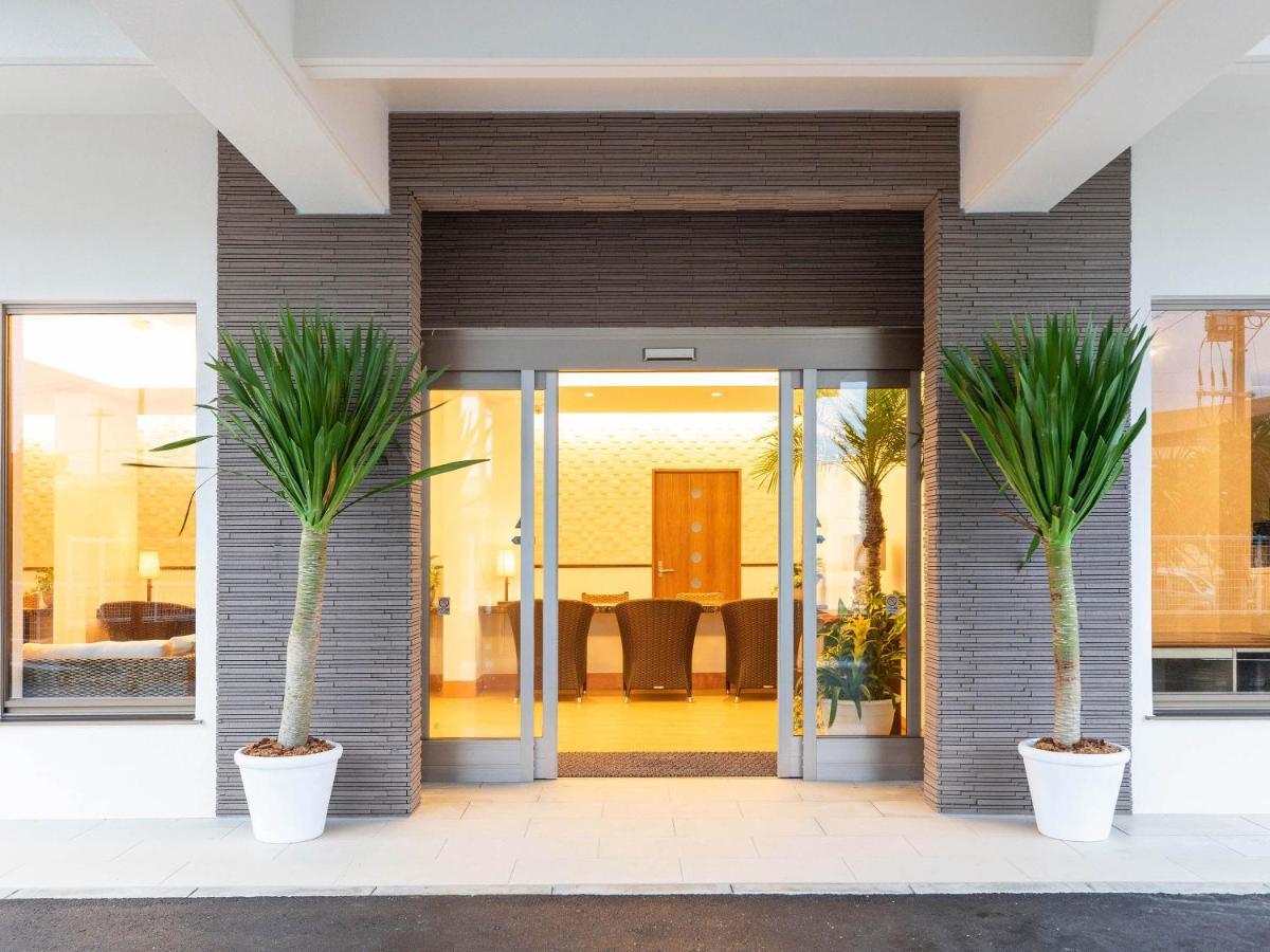 Yukurina Resort Okinawa Motobu Buitenkant foto