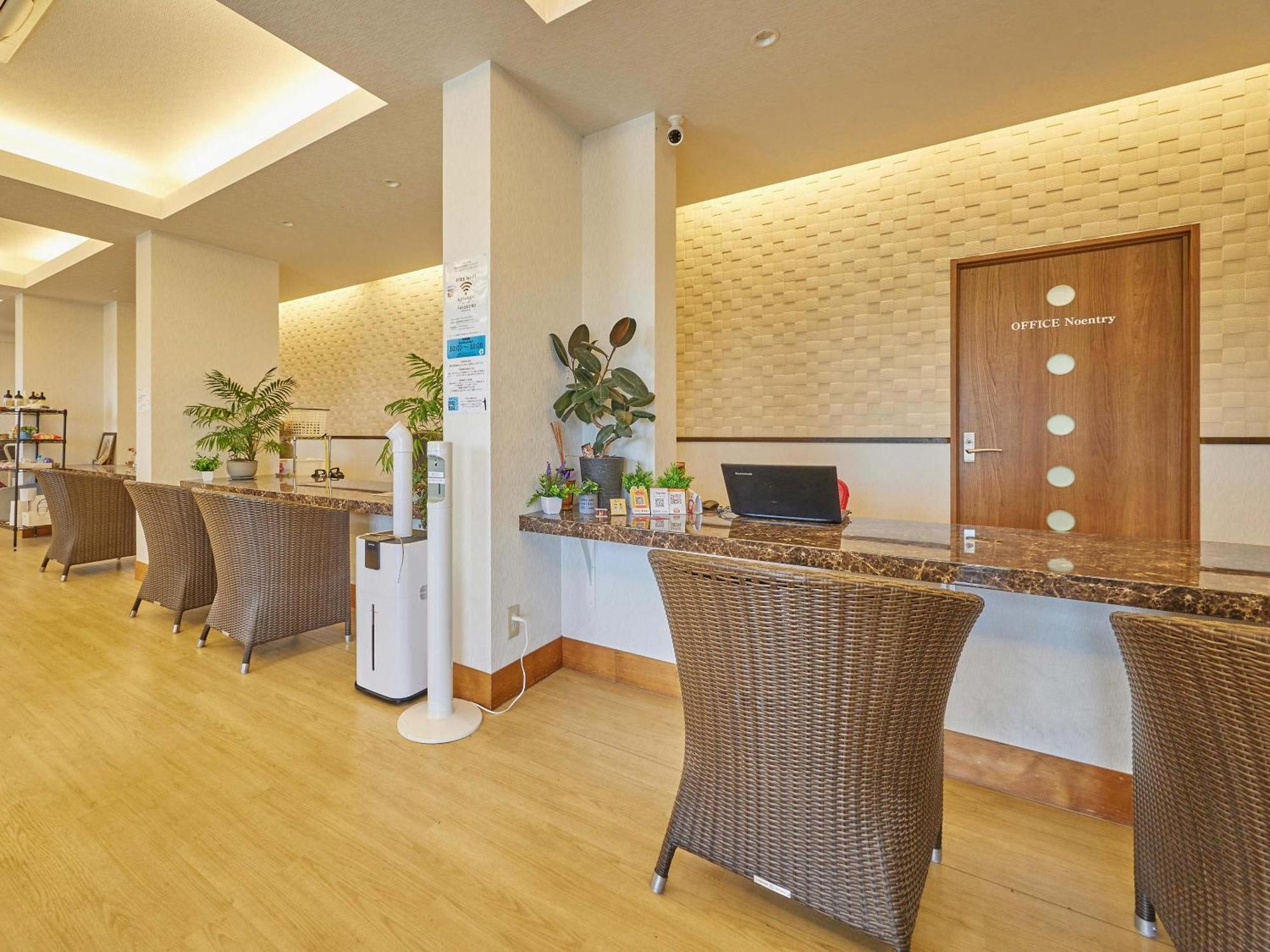 Yukurina Resort Okinawa Motobu Buitenkant foto