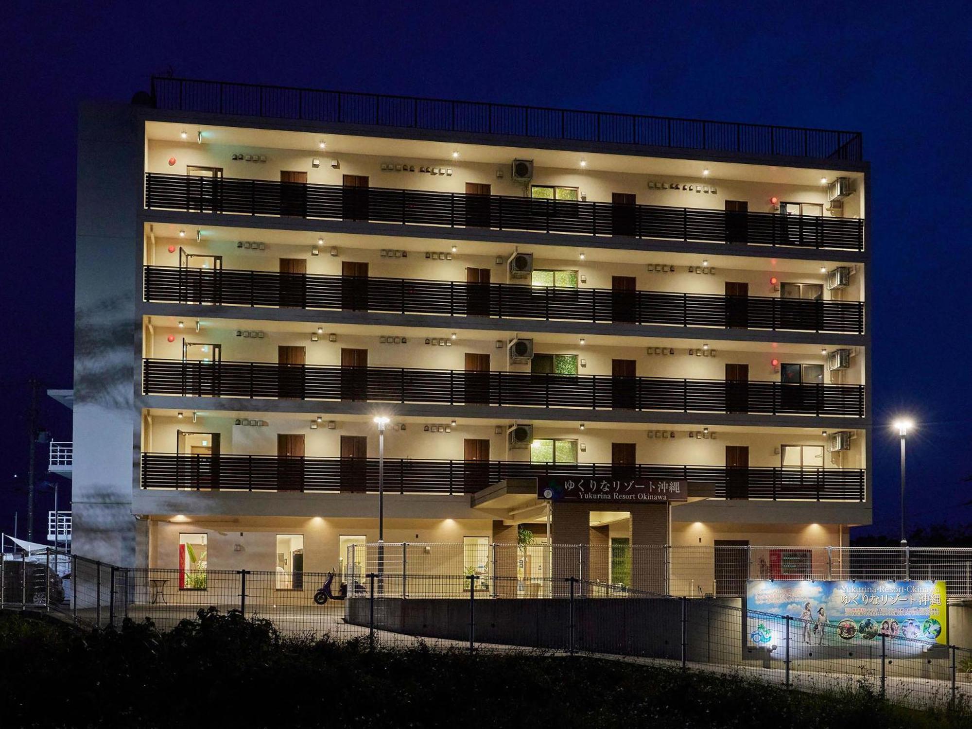Yukurina Resort Okinawa Motobu Buitenkant foto