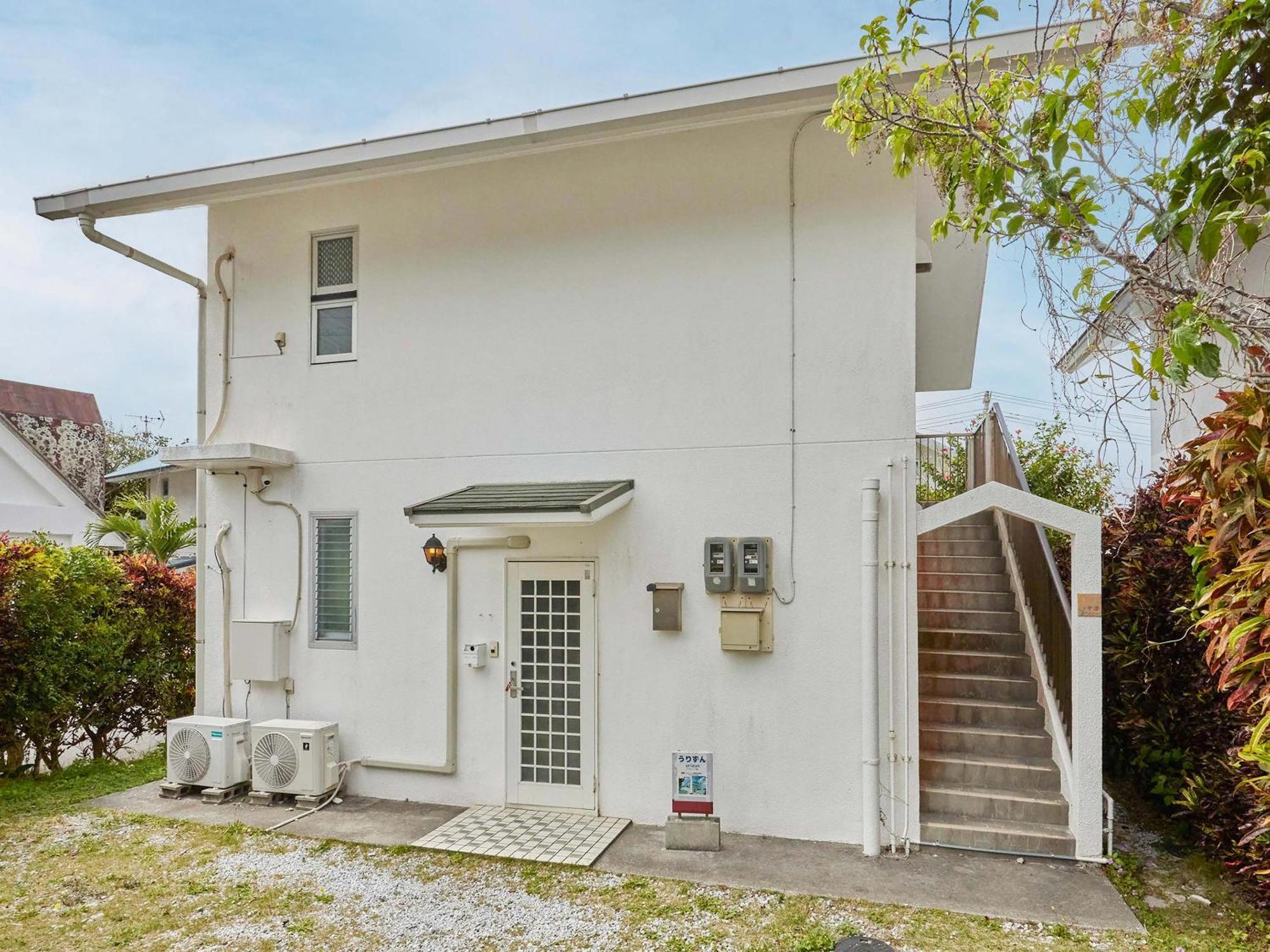Yukurina Resort Okinawa Motobu Buitenkant foto